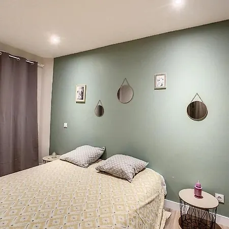 Grand T2 Spacieux Gare Centre-ville 2pers Wifi * Saint-Quentin (Aisne)